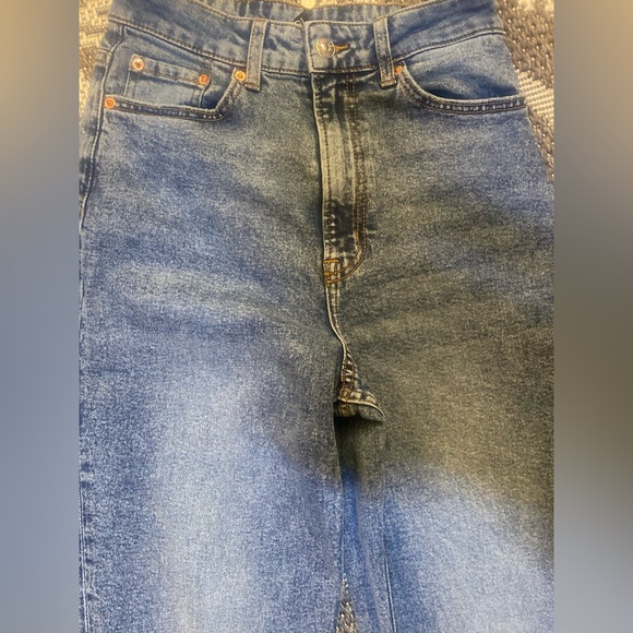 🩵GOOD CONDITION | H &M Mom Jeans | Size 4 - Picture 4 of 7